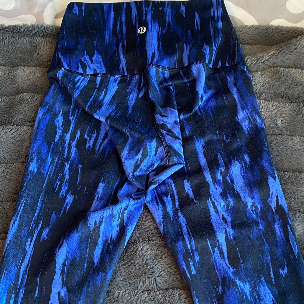 Lululemon wunder under crops